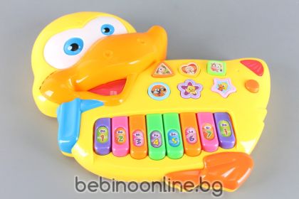 ВЕГА ТОЙС Бебешка играчка -Пиано патето Дъки с български език  код 9137
