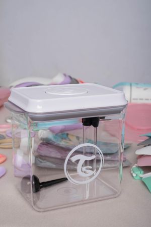  TWISTSHAKE Контейнер за сухо мляко 1700 мл.